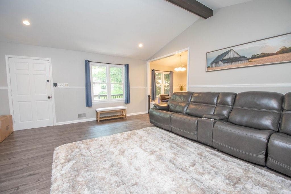 3 bedroom, 3 bathroom, 1,900 sq ft single family residence under contract at 149 N View Lane NW, Kennesaw, GA 30144 — photo 4
