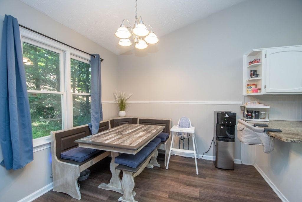 3 bedroom, 3 bathroom, 1,900 sq ft single family residence under contract at 149 N View Lane NW, Kennesaw, GA 30144 — photo 6
