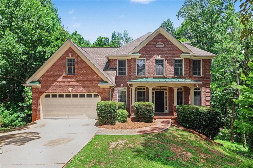 5 bedroom, 3 bathroom, 2,659 sq ft single family residence for sale at 5014 Lake Hollow, Douglasville, GA 30135