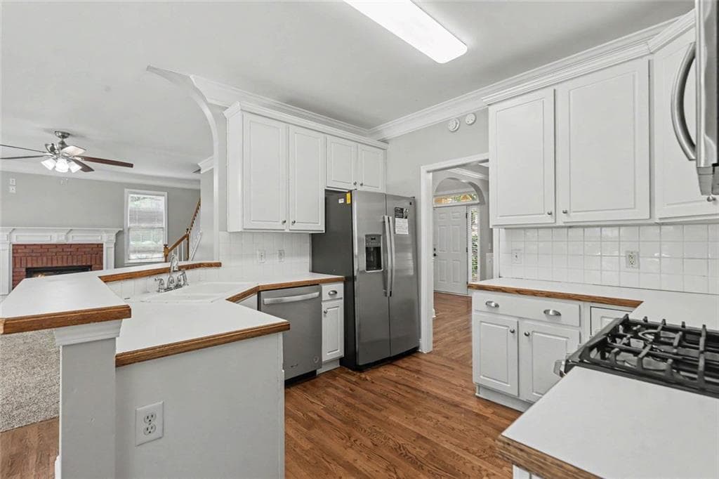 5 bedroom, 3 bathroom, 2,659 sq ft single family residence for sale at 5014 Lake Hollow, Douglasville, GA 30135 — photo 7