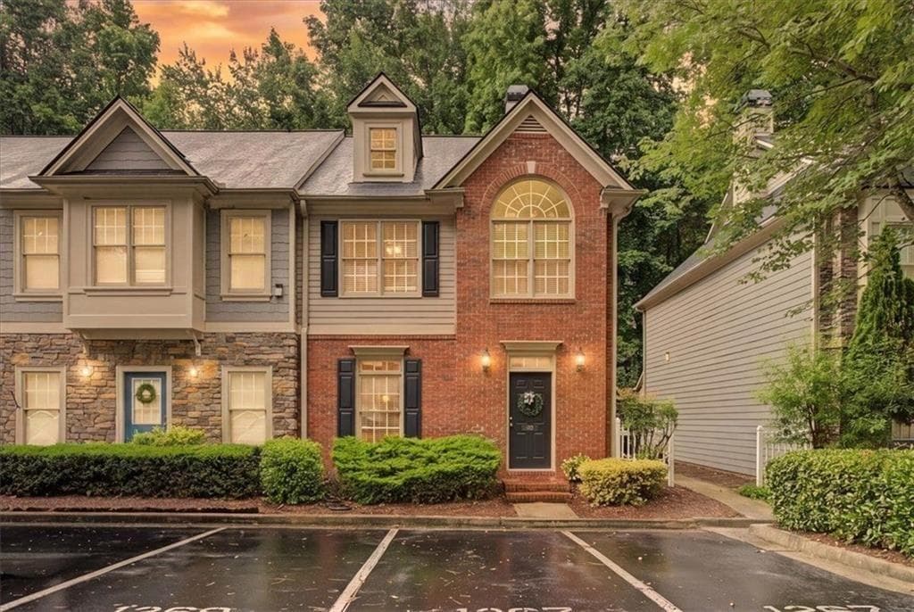1267 Harris Commons Place, Roswell, GA 30076 — most recent listing photo