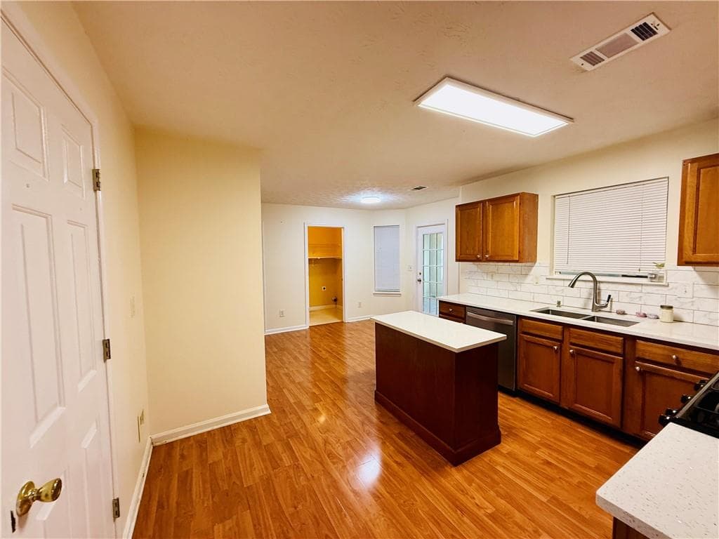 4 bedroom, 4 bathroom, 2,609 sq ft single family residence for sale at 3811 Jackson Shoals Drive, Lawrenceville, GA 30044 — photo 7