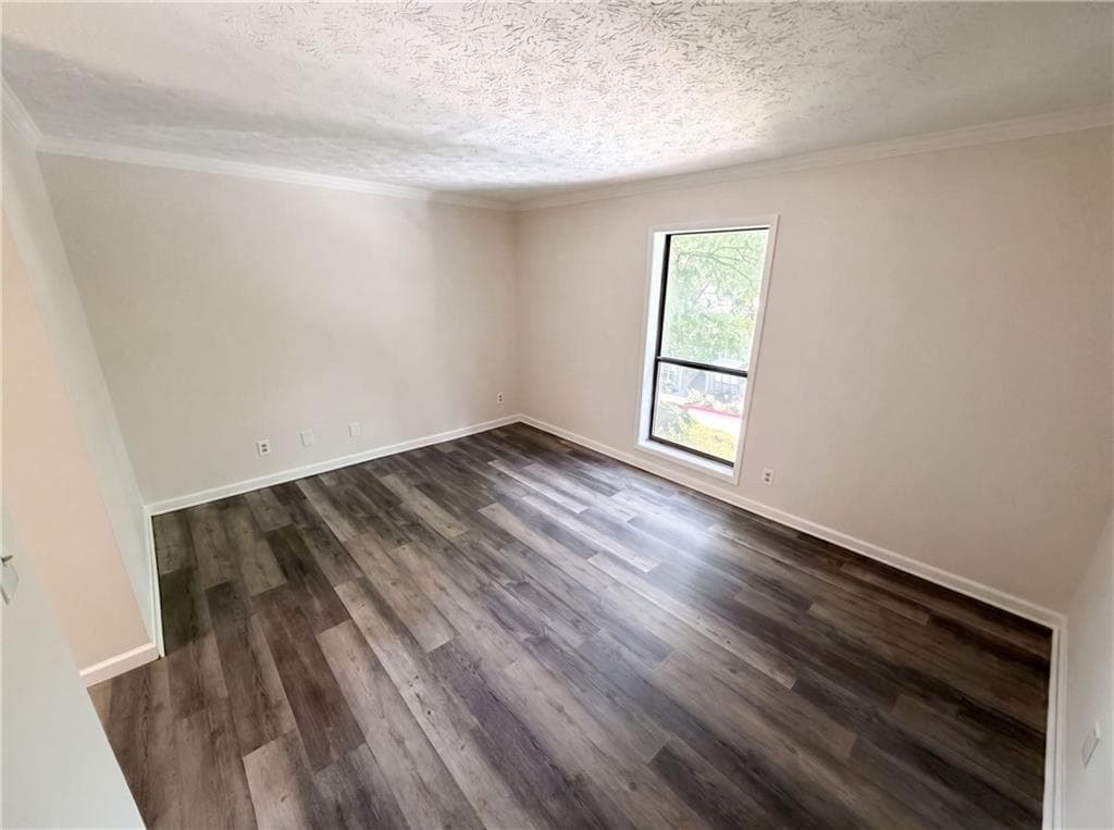 1 bedroom, 1 bathroom, 859 sq ft condominium for sale at 216 Summit North Drive, Atlanta, GA 30324 — photo 4