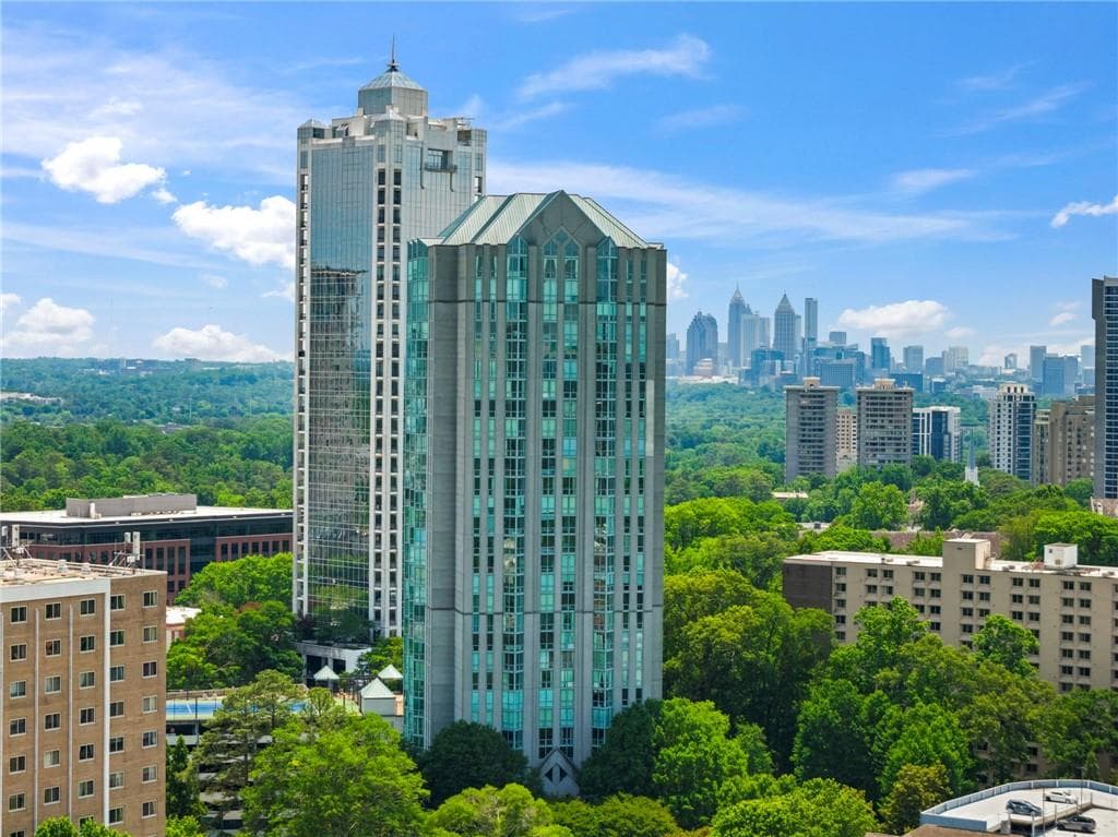 1 bedroom, 1 bathroom, 543 sq ft condominium for sale at 2870 Pharr Court South 2708, Atlanta, GA 30305 — photo 8