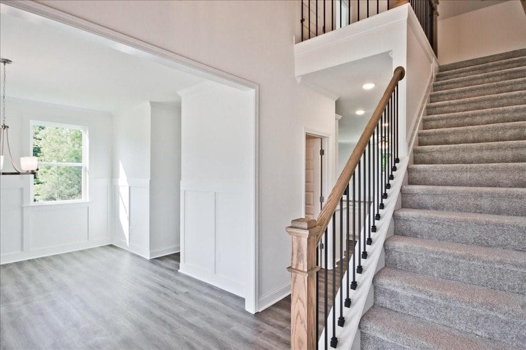 4 bedroom, 3 bathroom, 2,447 sq ft single family residence under contract at 5956 Spring Way, Stonecrest, GA 30038 — photo 3
