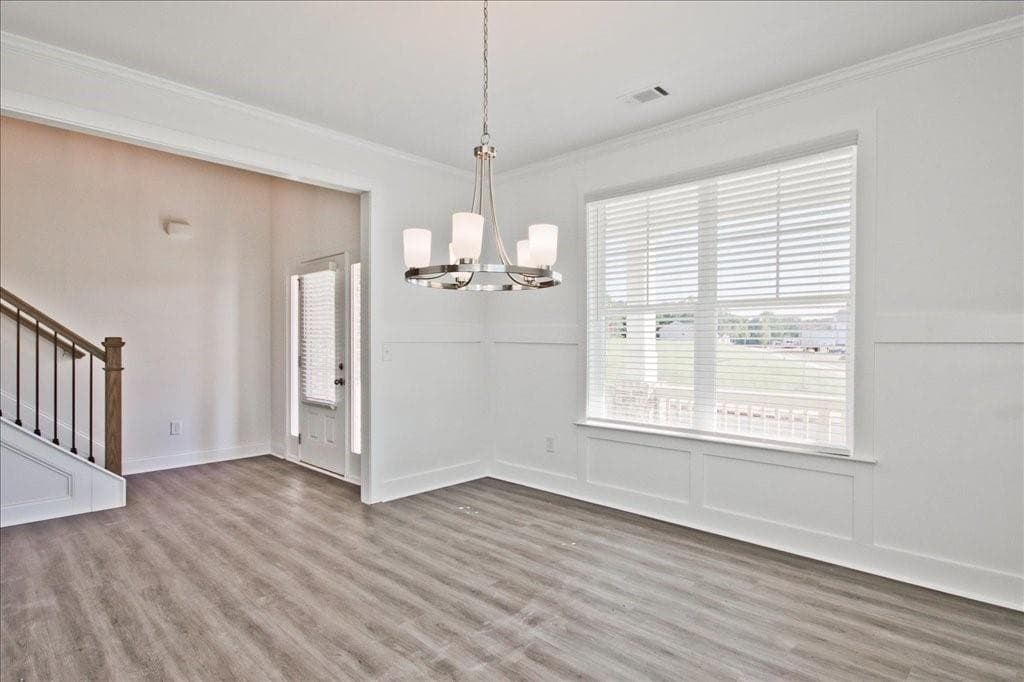 4 bedroom, 3 bathroom, 2,447 sq ft single family residence under contract at 5956 Spring Way, Stonecrest, GA 30038 — photo 6