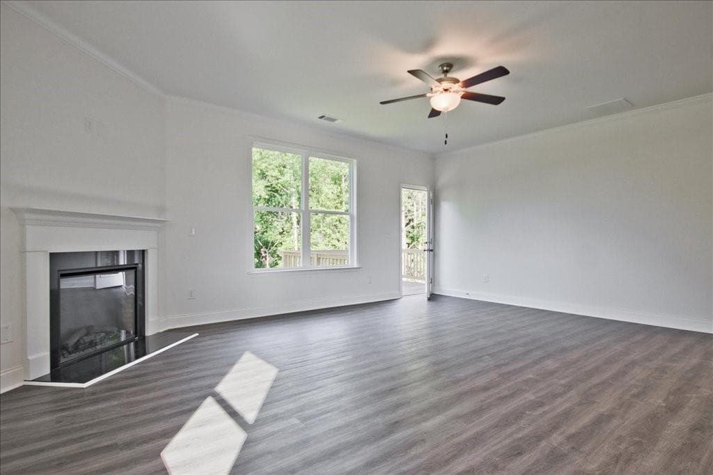 4 bedroom, 3 bathroom, 2,447 sq ft single family residence under contract at 5956 Spring Way, Stonecrest, GA 30038 — photo 9