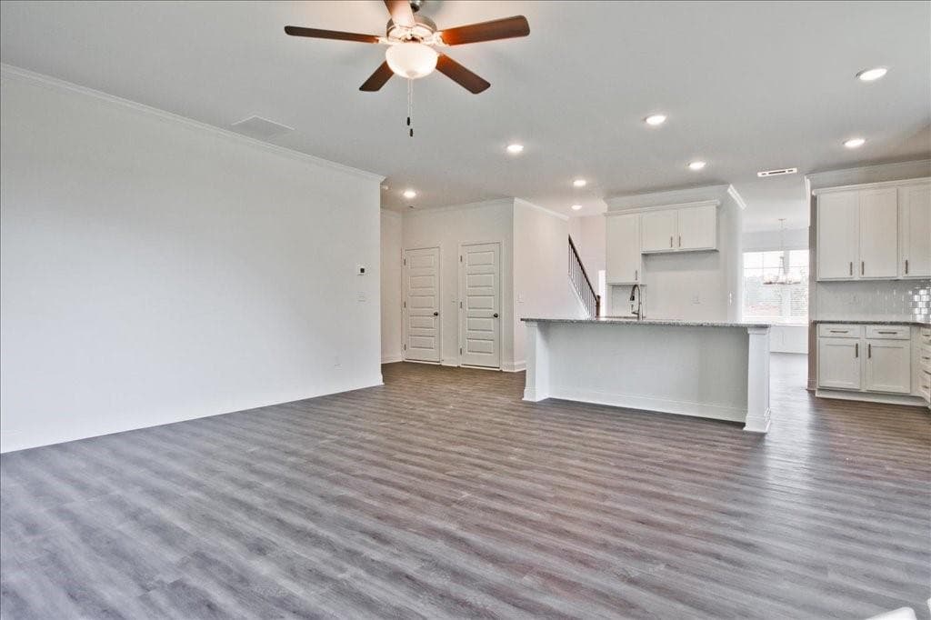 4 bedroom, 3 bathroom, 2,447 sq ft single family residence under contract at 5956 Spring Way, Stonecrest, GA 30038 — photo 10