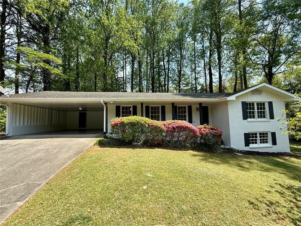 3 bedroom, 2 bathroom, 2,232 sq ft single family residence sold at 701 Brookline Drive, Marietta, GA 30067