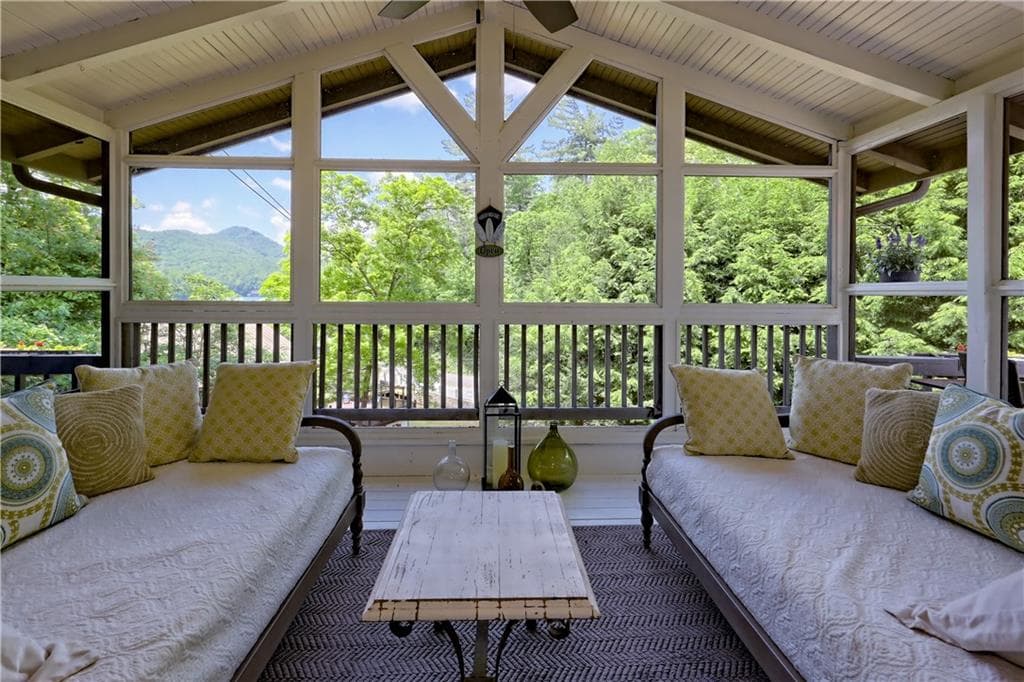 5 bedroom, 3 bathroom, 3,168 sq ft single family residence for sale at 422 Timpson Cove Road, Clayton, GA 30525 — photo 7