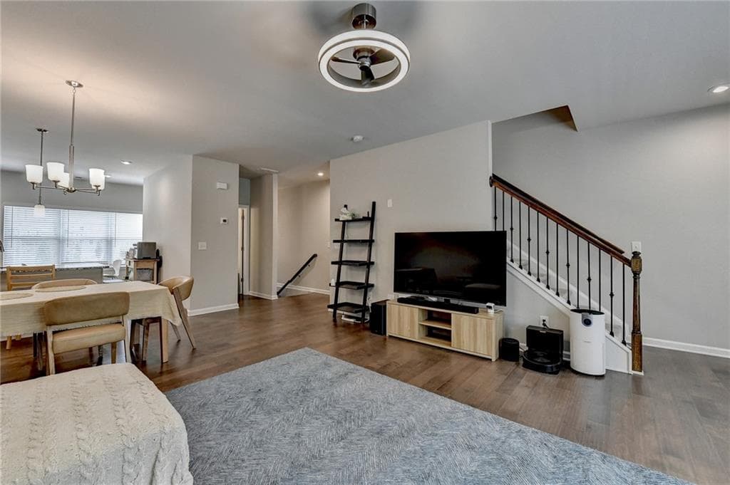 3 bedroom, 4 bathroom, 2,084 sq ft townhouse for sale at 2719 Hedgeway Circle, Kennesaw, GA 30144 — photo 8