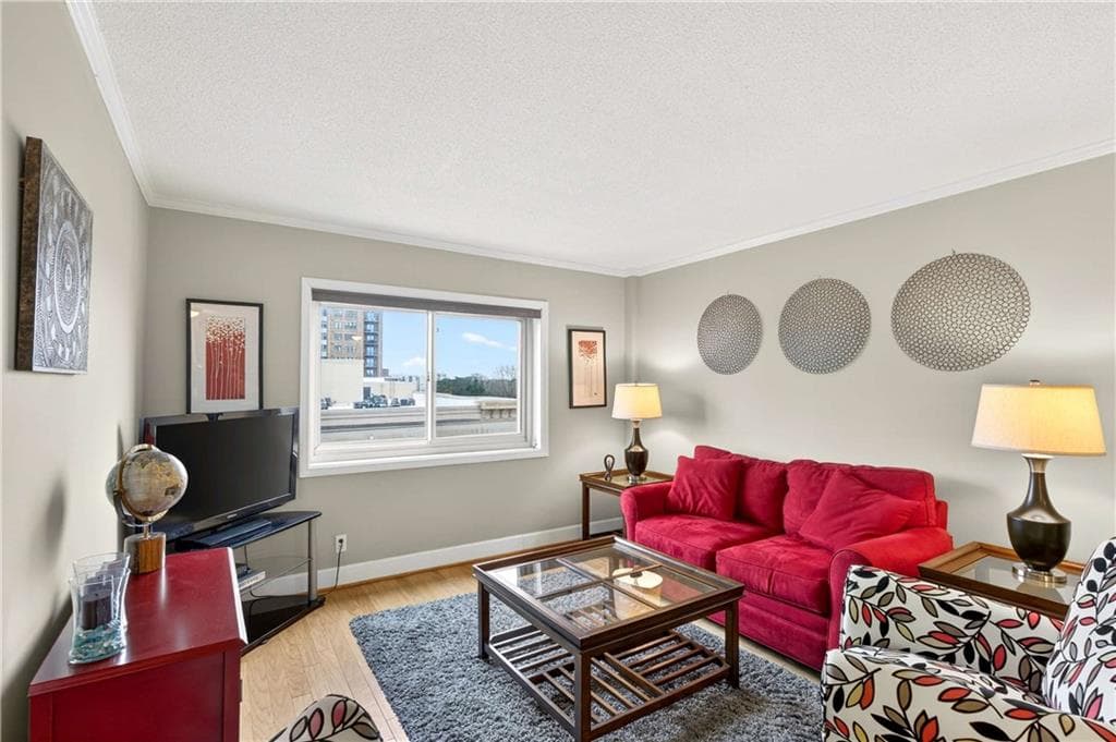 1 bedroom, 1 bathroom, 667 sq ft condominium for sale at 2285 Peachtree Road 1106, Atlanta, GA 30309 — photo 8