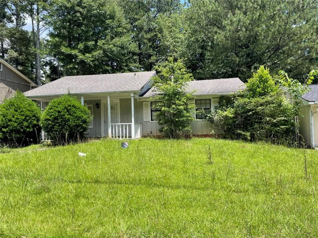 3 bedroom, 2 bathroom, 1,176 sq ft single family residence for sale at 2177 Jonathan Avenue, Lithonia, GA 30058