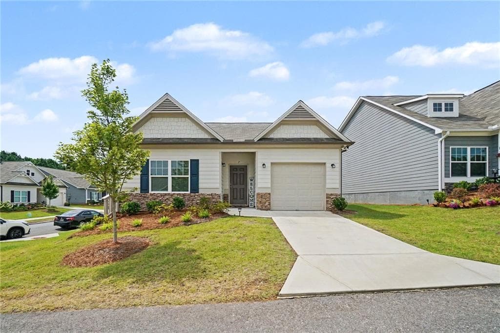 2 bedroom, 2 bathroom, 1,357 sq ft single family residence for sale at 7 Rosebud Lane, Dallas, GA 30132 — photo 1 of 34