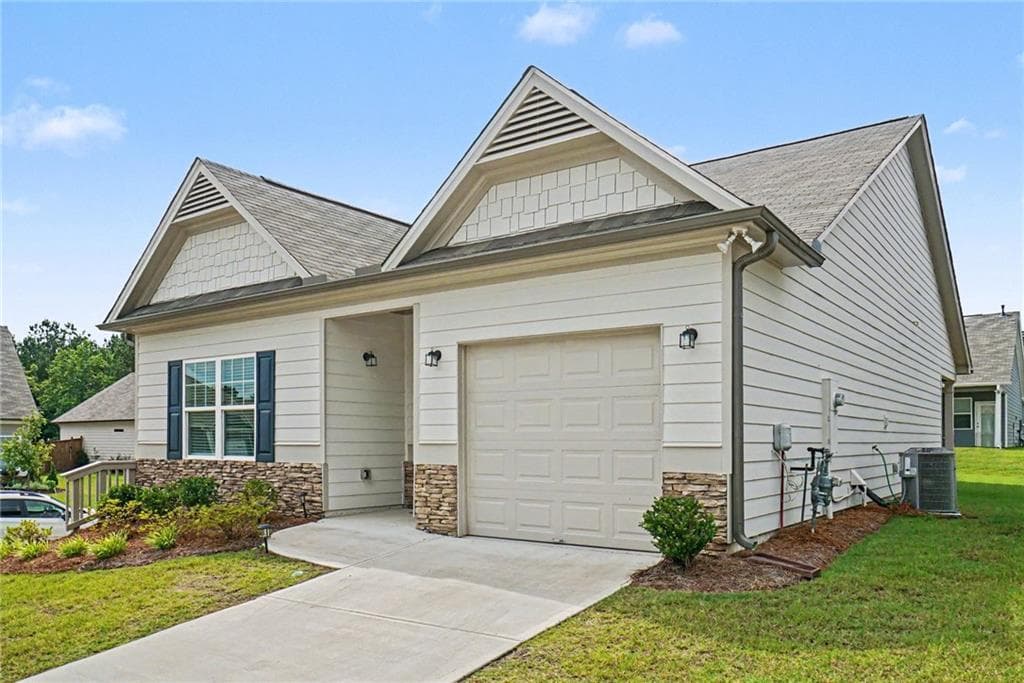 2 bedroom, 2 bathroom, 1,357 sq ft single family residence for sale at 7 Rosebud Lane, Dallas, GA 30132 — photo 3