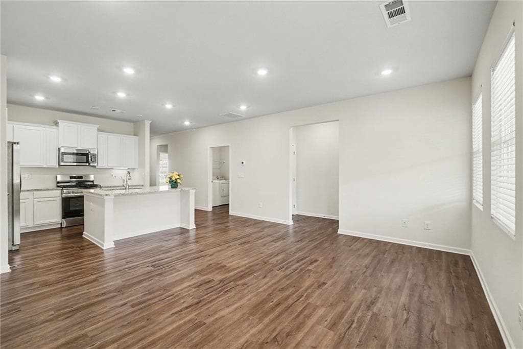 2 bedroom, 2 bathroom, 1,357 sq ft single family residence for sale at 7 Rosebud Lane, Dallas, GA 30132 — photo 9