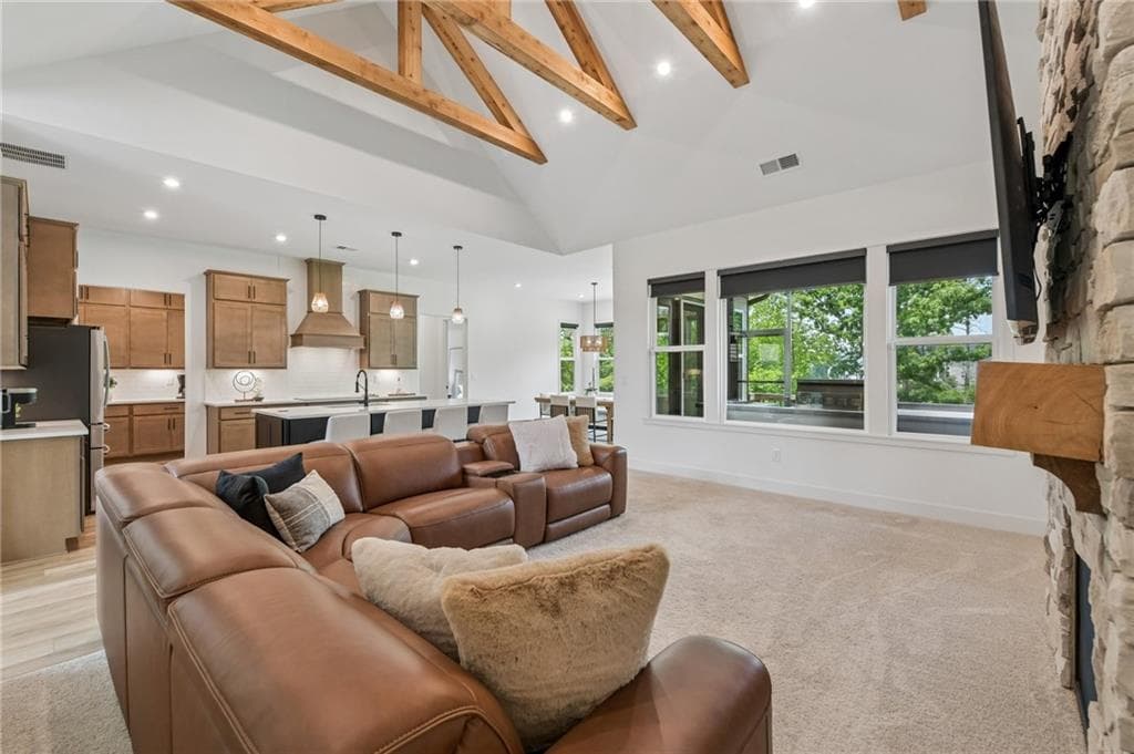 5 bedroom, 5 bathroom, 5,180 sq ft single family residence for sale at 152 Clear Lake Parkway, Hoschton, GA 30548 — photo 6