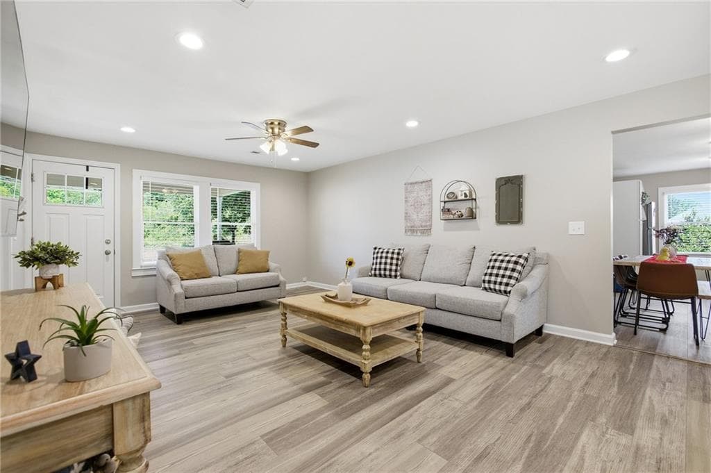 3 bedroom, 2 bathroom, 1,388 sq ft single family residence for sale at 430 Elm Street, Calhoun, GA 30701 — photo 8