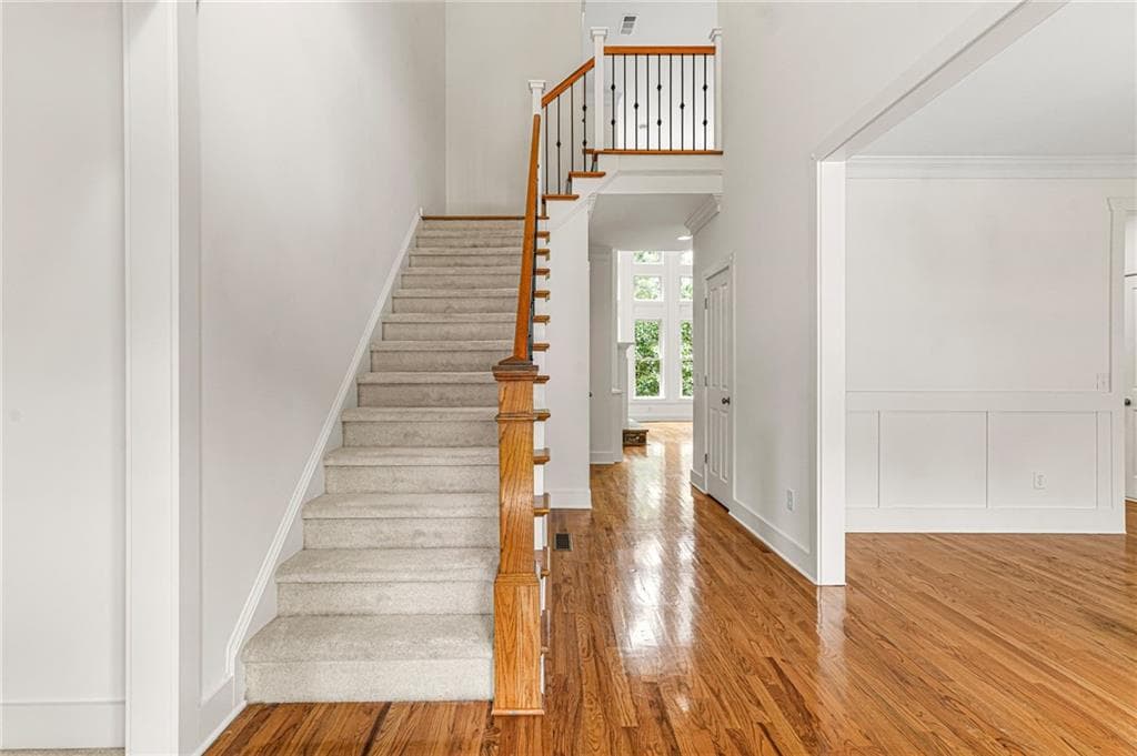 5 bedroom, 5 bathroom, 5,055 sq ft single family residence for sale at 131 Stargaze Ridge, Canton, GA 30114 — photo 4