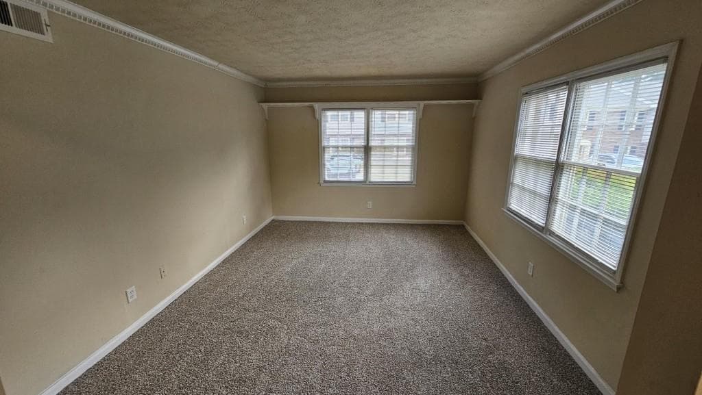 3 bedroom, 3 bathroom, 1,778 sq ft condominium for sale at 2462 Lehaven Drive, Tucker, GA 30084 — photo 3
