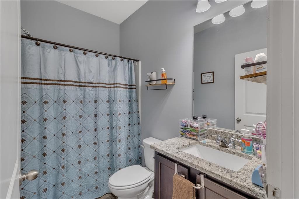 3 bedroom, 2 bathroom, 1,855 sq ft single family residence under contract at 7210 Ashley Falls Court, Douglasville, GA 30134 — photo 9
