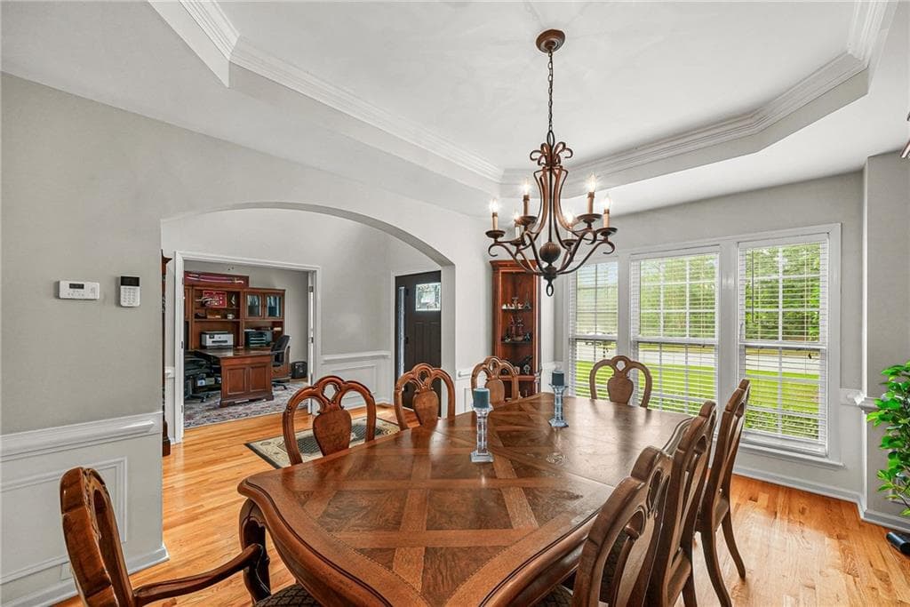 5 bedroom, 4 bathroom, 4,133 sq ft single family residence for sale at 103 Thundering Hills Ridge, Canton, GA 30114 — photo 8