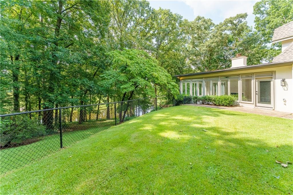 5 bedroom, 5 bathroom, 7,132 sq ft single family residence for sale at 4010 Paper Mill Road, Marietta, GA 30067 — photo 7