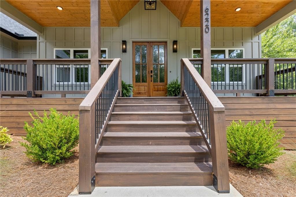 4 bedroom, 4 bathroom, 2,293 sq ft single family residence for sale at 6220 Eagle Court, Gainesville, GA 30506 — photo 5