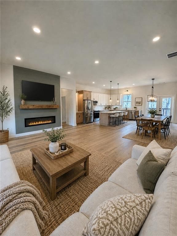 4 bedroom, 4 bathroom, 2,293 sq ft single family residence for sale at 6220 Eagle Court, Gainesville, GA 30506 — photo 10