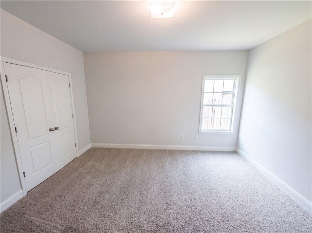 4 bedroom, 3 bathroom, 3,269 sq ft single family residence under contract at 212 Summergate Lane, Villa Rica, GA 30180 — photo 9