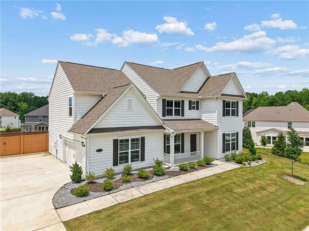 5 bedroom, 4 bathroom, 3,214 sq ft single family residence for sale at 619 Napier Pass, Peachtree City, GA 30269 — photo 2