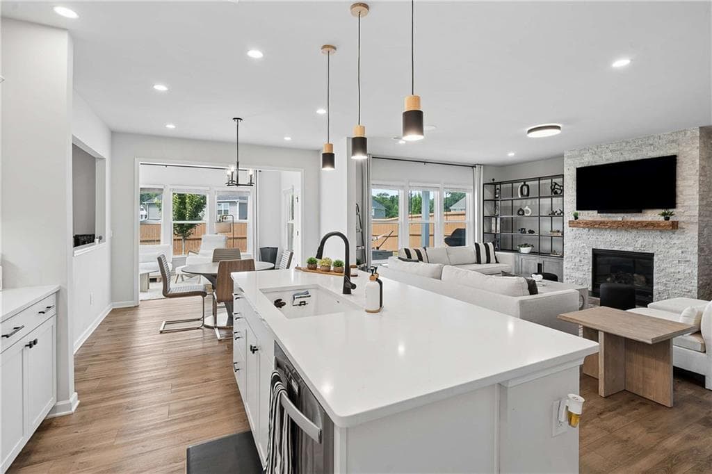 5 bedroom, 4 bathroom, 3,214 sq ft single family residence for sale at 619 Napier Pass, Peachtree City, GA 30269 — photo 8