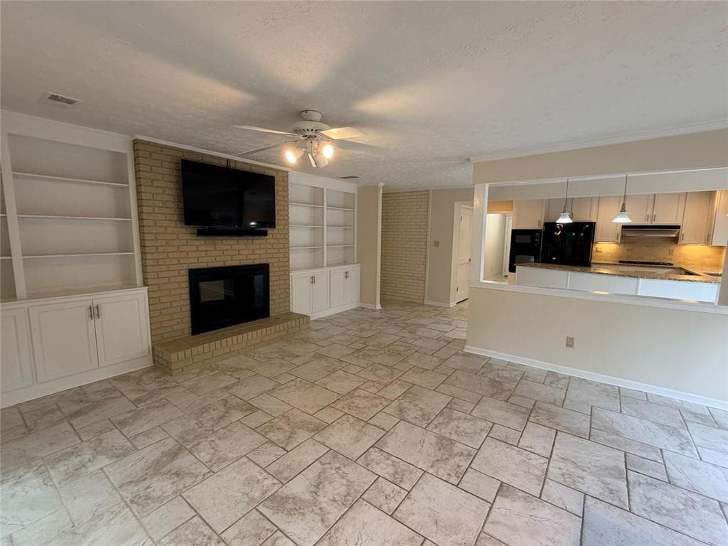 4 bedroom, 3 bathroom, 2,241 sq ft single family residence for rent at 298 Indian Hills Trail, Marietta, GA 30068 for $3,600 a month — photo 7