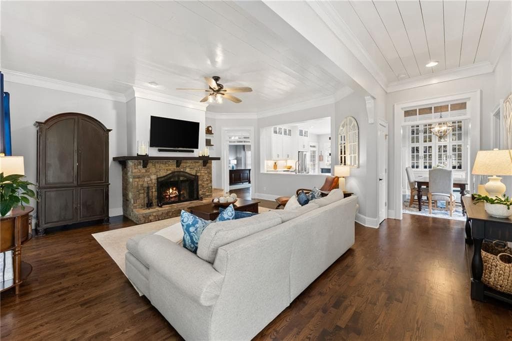3 bedroom, 4 bathroom, 4,705 sq ft single family residence for sale at 311 Waterfront Park Lane, Dawsonville, GA 30534 — photo 9