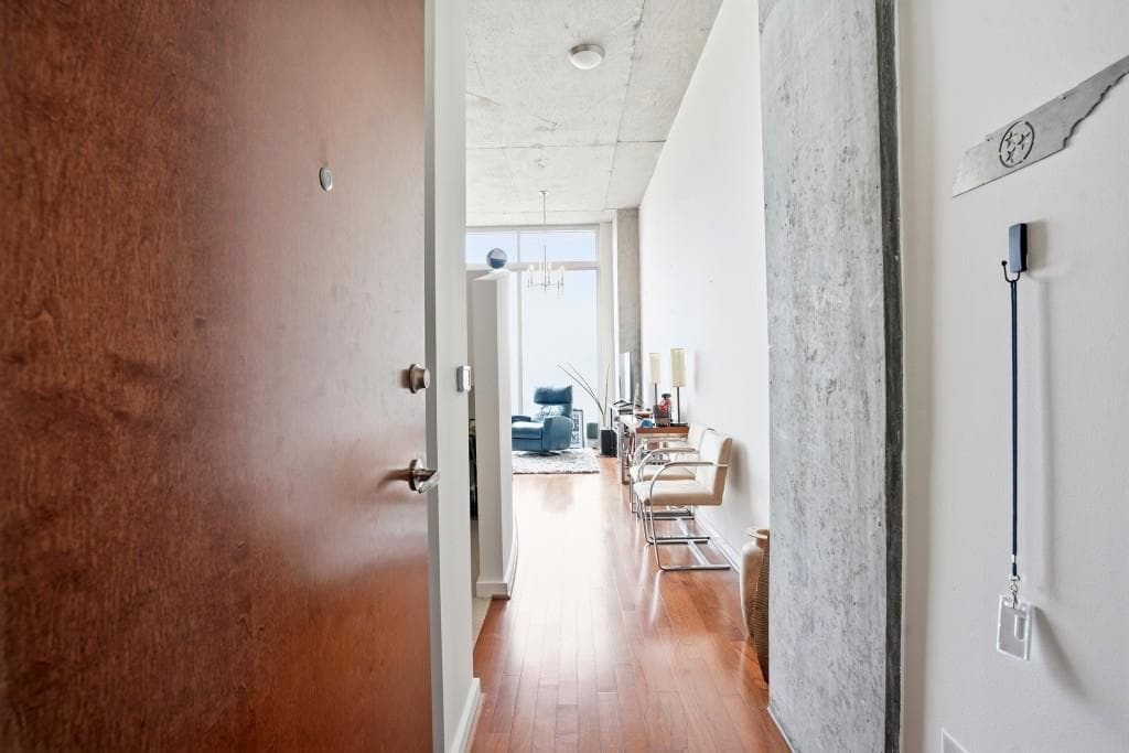 1 bedroom, 1 bathroom, 606 sq ft condominium under contract at 860 Peachtree Street 2816, Atlanta, GA 30308 — photo 2