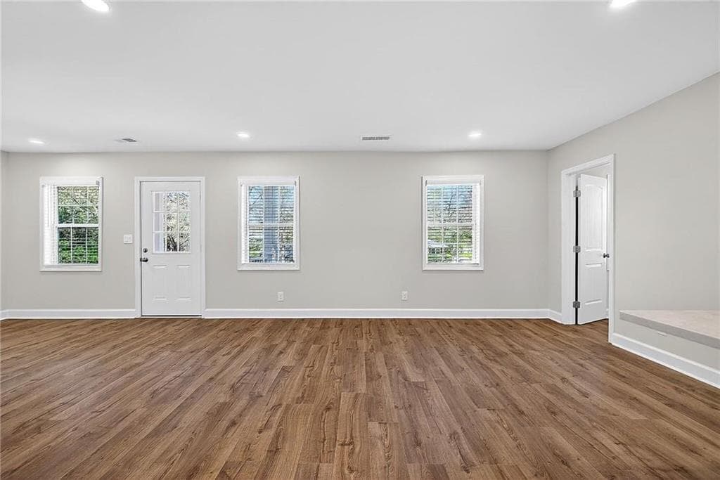 4 bedroom, 3 bathroom, 1,630 sq ft single family residence for rent at 955 Columbia Drive, Decatur, GA 30030 for $3,400 a month — photo 9