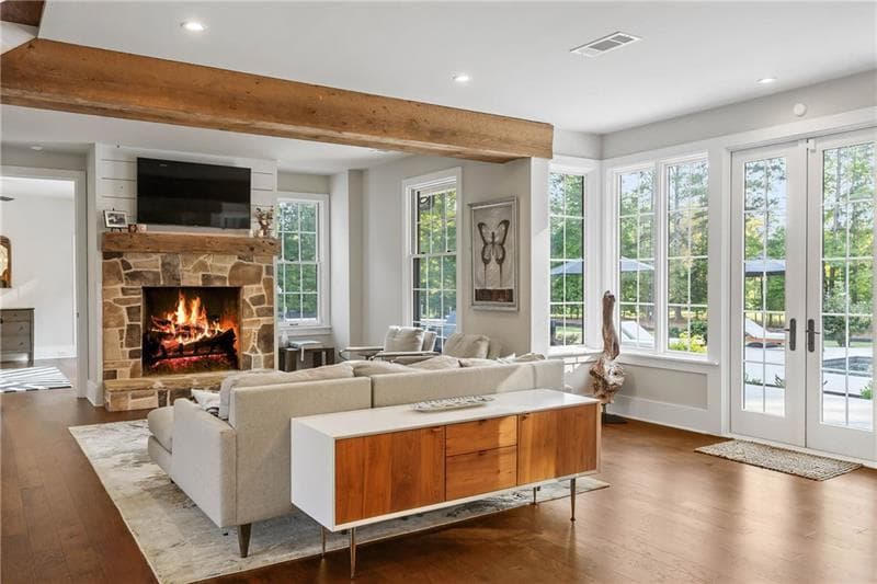 3 bedroom, 3 bathroom, 3,355 sq ft single family residence for sale at 7255 Old Rico Road, Chattahoochee Hills, GA 30268 — photo 8
