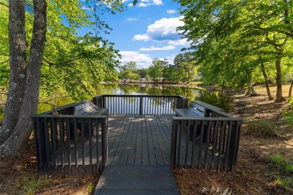 4 bedroom, 4 bathroom, 2,848 sq ft single family residence for sale at 101 Retreat Way, Carrollton, GA 30116 — photo 2
