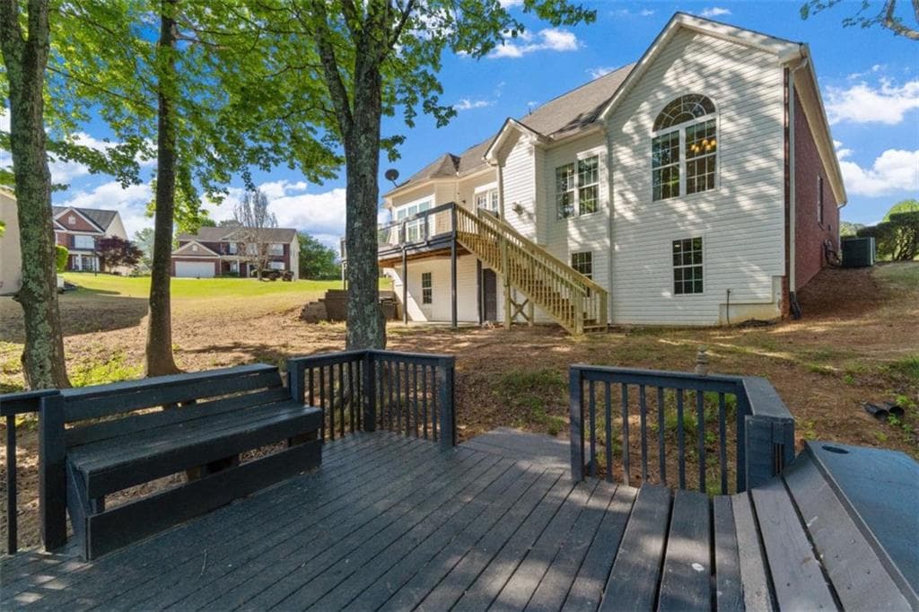 4 bedroom, 4 bathroom, 2,848 sq ft single family residence for sale at 101 Retreat Way, Carrollton, GA 30116 — photo 8