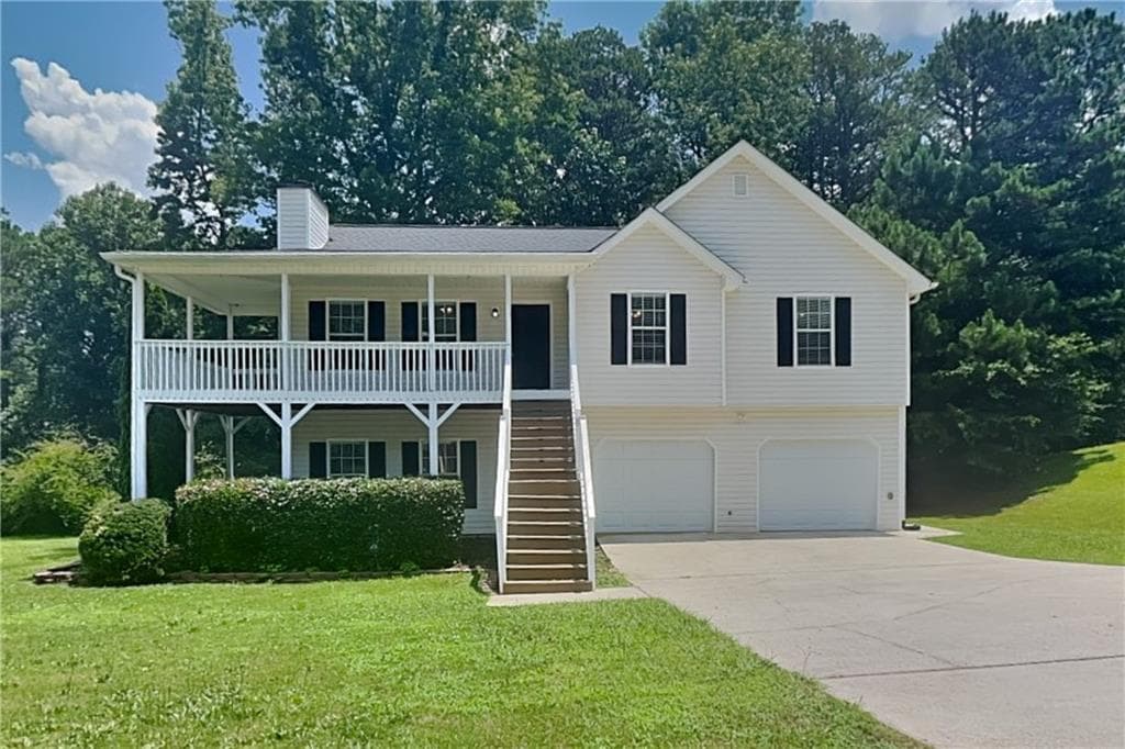 3 bedroom, 2 bathroom, 1,305 sq ft single family residence for rent at 336 Paradise Circle, Douglasville, GA 30134 for $1,795 a month — photo 1 of 19