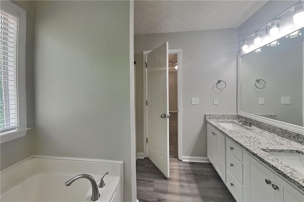 3 bedroom, 2 bathroom, 1,305 sq ft single family residence for rent at 336 Paradise Circle, Douglasville, GA 30134 for $1,795 a month — photo 9