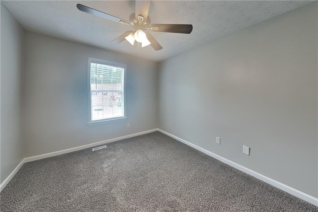 3 bedroom, 2 bathroom, 1,305 sq ft single family residence for rent at 336 Paradise Circle, Douglasville, GA 30134 for $1,795 a month — photo 10