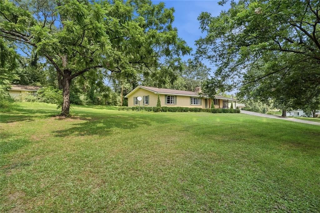3 bedroom, 2 bathroom, 2,084 sq ft single family residence for sale at 264 School Street, Gillsville, GA 30543