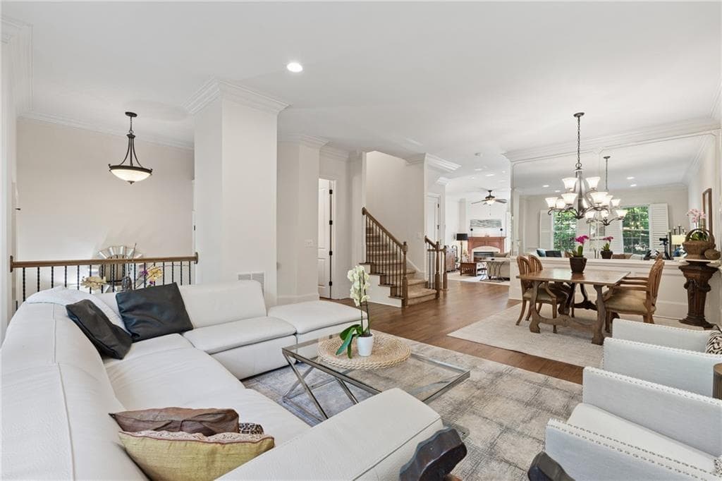 4 bedroom, 5 bathroom, 3,981 sq ft townhouse under contract at 4308 Bridgehaven Drive, Smyrna, GA 30080 — photo 2