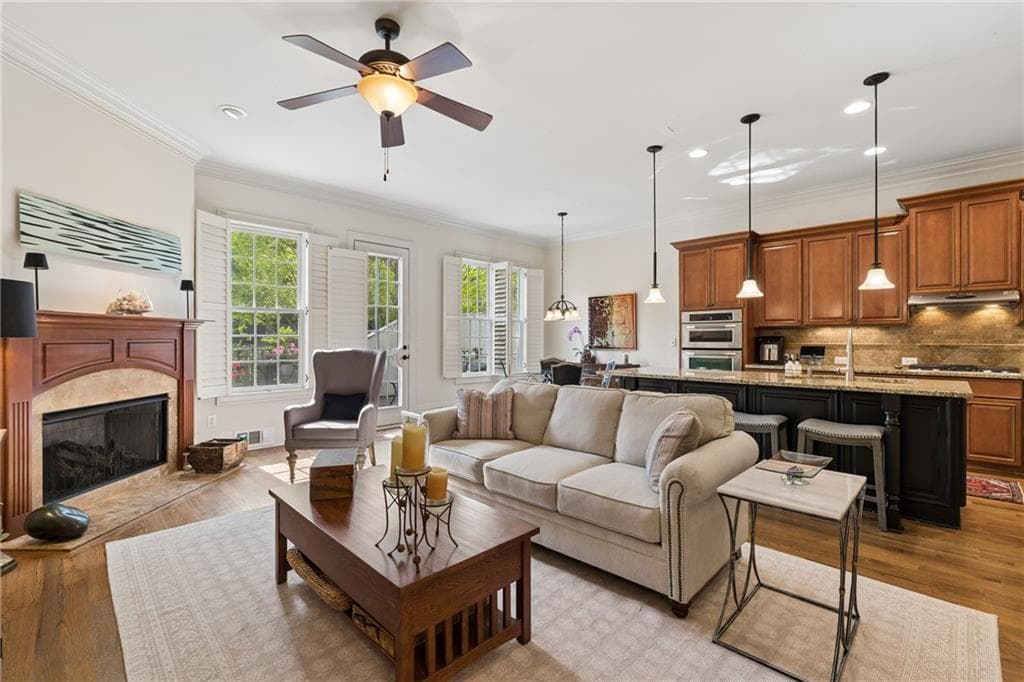 4 bedroom, 5 bathroom, 3,981 sq ft townhouse under contract at 4308 Bridgehaven Drive, Smyrna, GA 30080 — photo 4