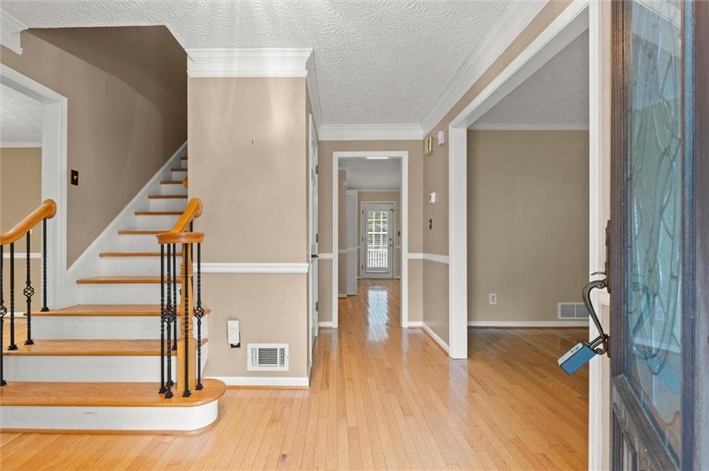 4 bedroom, 3 bathroom, 2,606 sq ft single family residence for sale at 2185 Wenlok Trail, Marietta, GA 30066 — photo 10