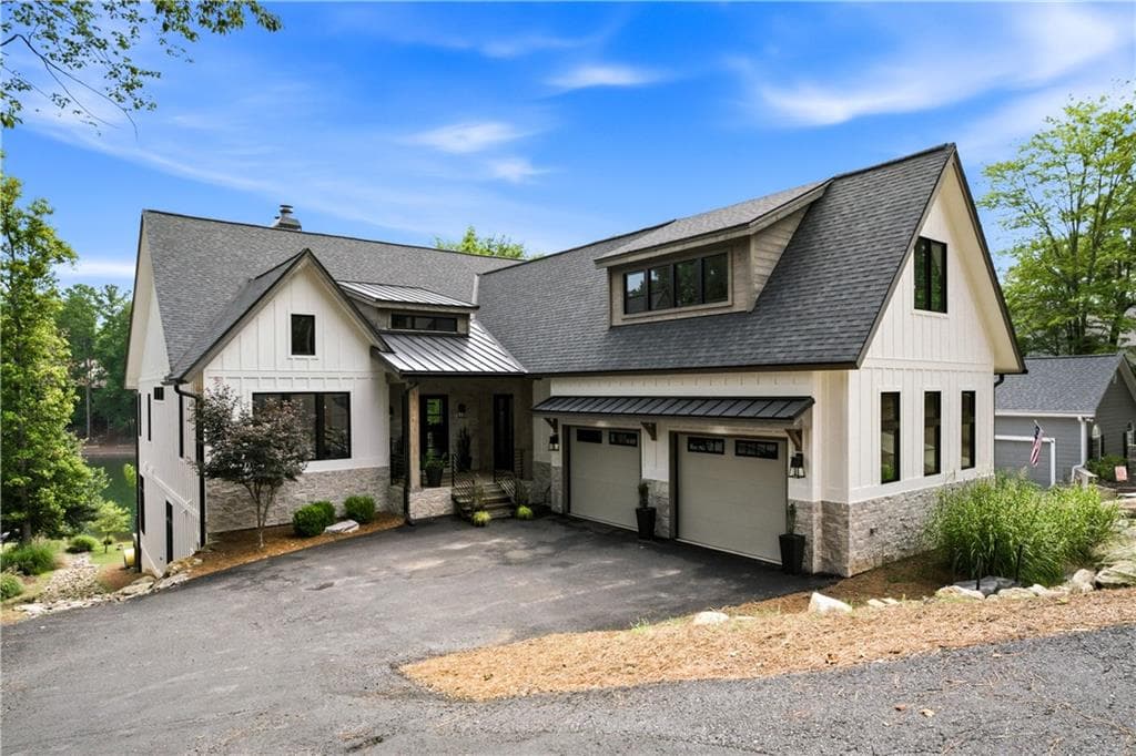 5 bedroom, 5 bathroom, 5,401 sq ft single family residence under contract at 113 Smohalla Court, Waleska, GA 30183 — photo 3