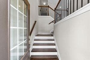 3 bedroom, 4 bathroom, 2,160 sq ft townhouse for sale at 2475 Georgetown Avenue, Atlanta, GA 30345 — photo 4