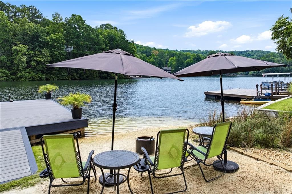 5 bedroom, 5 bathroom, 5,401 sq ft single family residence under contract at 113 Smohalla Court, Waleska, GA 30183 — photo 6