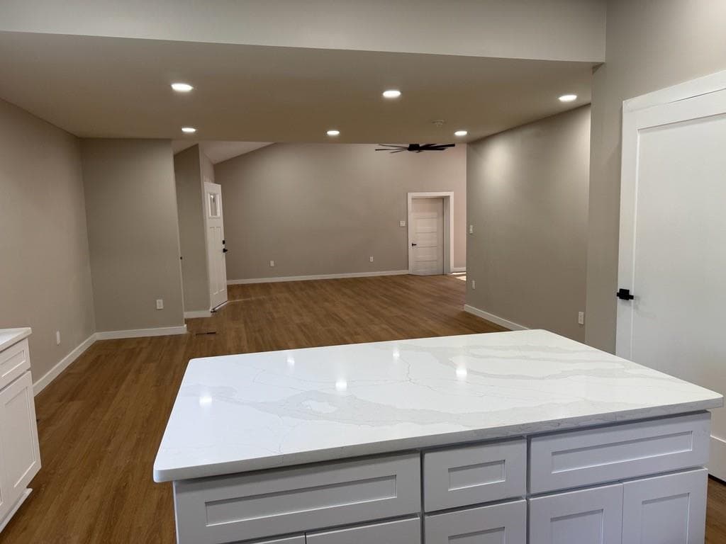 4 bedroom, 3 bathroom, 2,080 sq ft single family residence under contract at 2675 Lantern Lane, Atlanta, GA 30349 — photo 10